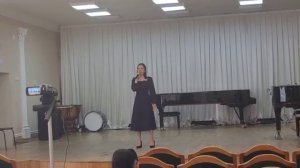 красивая песня.