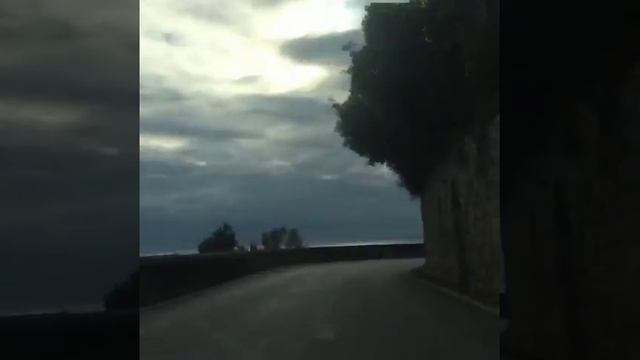 По дороге в Позитано Италия Road to get to Positano смотреть онлайн