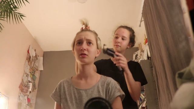 подстриглась под мальчика дома смотреть онлайн