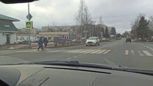 Тихвин весной. Ленинградская область