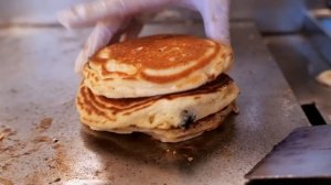 American Food - The BEST BREAKFAST PANCAKES and FRENCH TOAST in New York City! Clinton Street Bakin