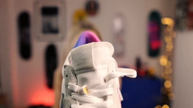 SUPER LIGHT - Nike SB Bruin React T 'Tokyo 2020 Olympics' Sneaker Unboxing смотреть онлайн