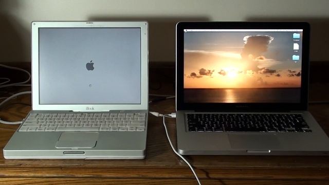 Boot Race:  Mid 2009 13" MacBook Pro vs 2001 iBook G3 смотреть онлайн