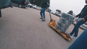 ОГРОМНЫЕ диски R17 с НИЗКИМ профилем на ЛАДА ГРАНТА. Грамотный АНТИКОР и СТРОГИЙ внешний вид ВАЗ