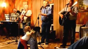 Одинокий мужичок за 50 , 40 лет спустя ВИА"Поют танкисты" Челябинские танкисты