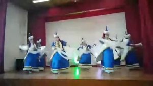 Народный ансамбль песни и танца Саяны, Приветственный танец