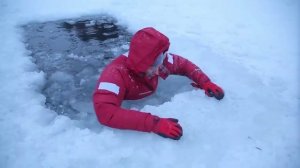 ПОД ЛЕД В МОРОЗ -25! Тестируем костюмы поплавки.Часть 3 2Ч