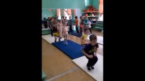 ОФП с использованием гимнастических матов (дети 6-7 лет)