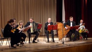 ''Сердце, тебе не хочется покоя''. Исполняют Борис АРОН и ансамбль ''Лель''