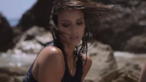ONEIL & KANVISE Feat. FAVIA - Cause You Are Young