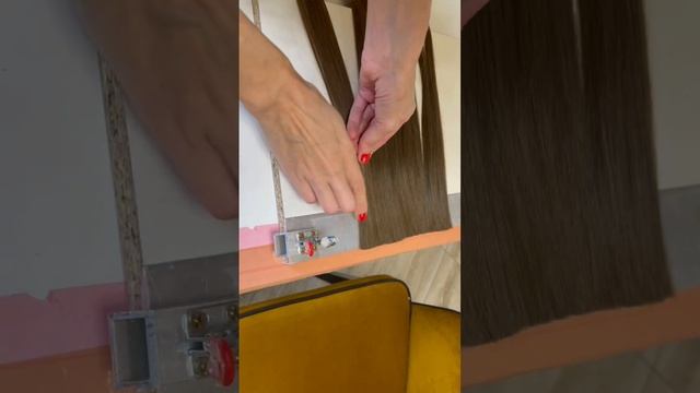 Раскладка волос для лентирования. Лентирование волос. Биоленты . How To Make Tape Hair Extensions смотреть онлайн