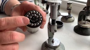 Александр Бродниковский-рабочий инструмент часового мастера: потанс для передвижения часовых камней