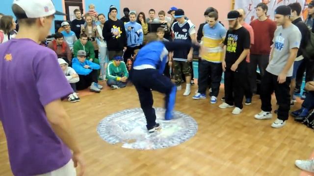 Рожденные в СССР против Фанатов Фанка смотреть онлайн