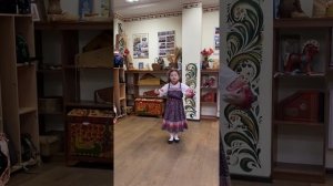 Русская народная песня « Я сама толку, толку, толку» Харенко Майя 9 лет