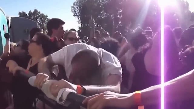 Эх, поколбасимся. Мужик в полном экстазе. смотреть онлайн