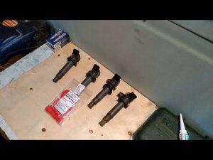 Замена наконечников катушки зажигания 1ZZ-FE, Toyota Opa