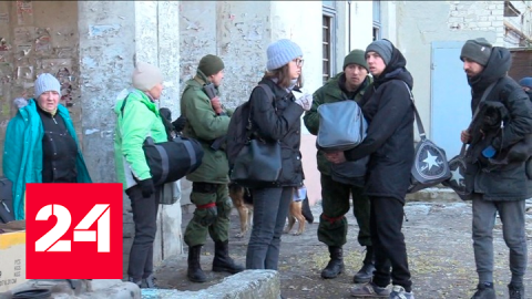 За сутки в Россию выехали 13 тысяч беженцев с Украины и из Донбасса - Россия 24