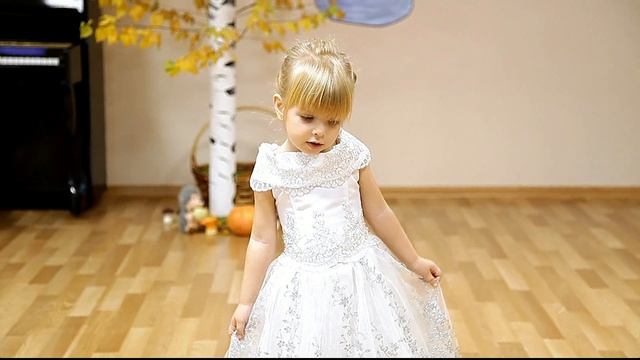 Старшая группа. Стих Кира. Осенний бал 2017 смотреть онлайн