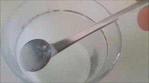 Чистка монет в кефире