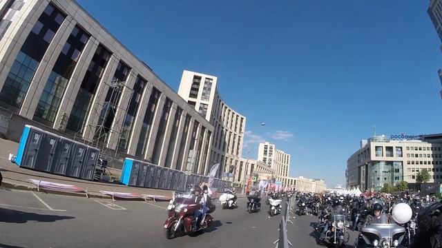 Московский мотофестиваль. Закрытие мотосезона – 2023. Старт