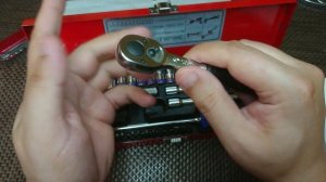 Универсальный набор инструмента King Tony 2540 MR.