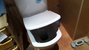 Retrete modelo Dama Senso Compact de Roca