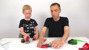 Машинки трансформеры Дикие Скричеры: Пирозавр и Манкиренч.