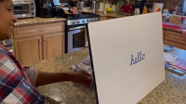 M1 iMac 24 inch Purple Unboxing! (FT. My Mom)