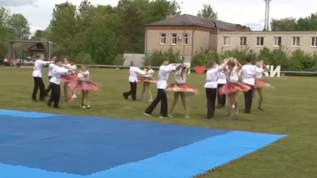 Спортивный праздник в день города смотреть онлайн