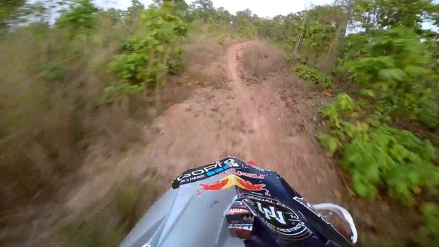 Honda CRM250 AR Backyard Chill ride Enduro смотреть онлайн