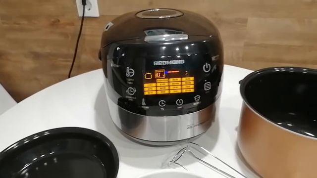 Моя мультикухня REDMOND RMK-M911 со сковородой, подъемный нагревательный элемент