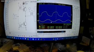 Трансформатор Теслы реально  сосет заряды из вне