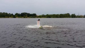 Реактивная тяга на воде