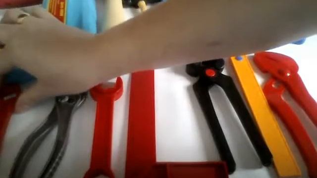 Строительные инструменты. Развивающее видео для детей