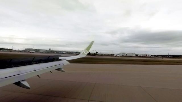 Посадка и руление в аэропорту Домодедово. Полная версия смотреть онлайн