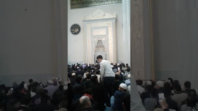 12.04.2019 сборни мечет в москве .смотри как руски принимают ислам .Аллах велик смотреть онлайн