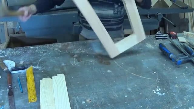 Cтул стремянка. Один из вариантов. Stepladder Chair. One Of The Options.