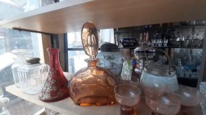 БАРАХОЛКА В НОВОПОДРЕЗКОВО ?ФАРФАР, ХРУСТАЛЬ,СТЕКЛО