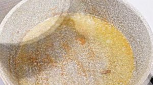 Курица, тушёная с помидорами и болгарским перцем