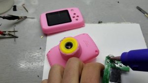 как разобрать детский фотоаппарат замена гнезда зарядки