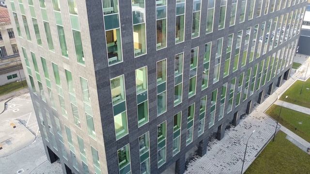 Офисы и торговые площади класса А в бизнес центре по ул.Натуралистов 3 смотреть онлайн