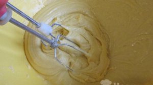 Бисквитные кексы с вареной сгущенкой