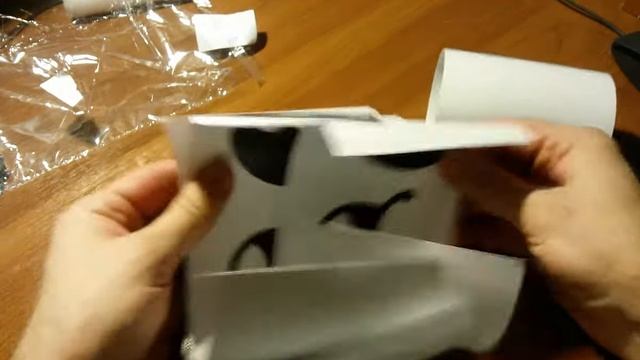 Посылка из Китая (забавные виниловые наклейки) смотреть онлайн