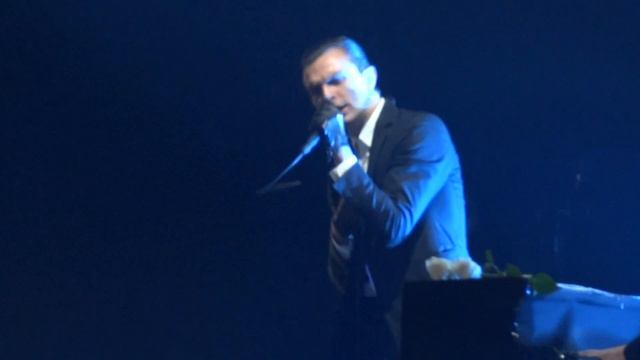 Hurts - Illuminated (Arena Moscow, Russia 18.10.2011) HD