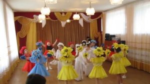 танец "Цветы России" МБДОУ ДС №19 г. Кузнецка Пензенской обл.