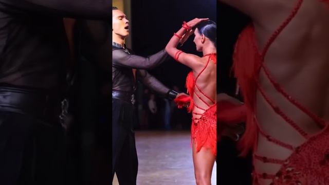 Анатолий и Мария?❤️ #ballroomdance #бальныетанцы #бальныетанцыдети смотреть онлайн
