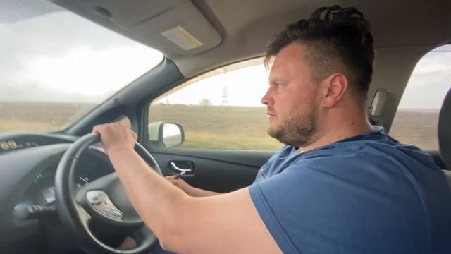 Nissan Leaf AZE0 не проехал и 100 км?! смотреть онлайн