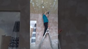 Шлифовка вагонки на потолке ушм
