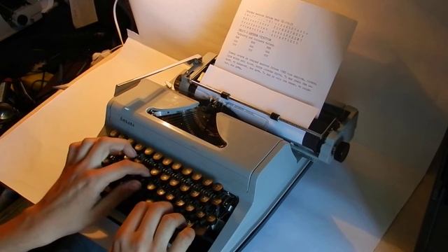 Пишущая /печатная машинка Любава | Russian typewriter 'Lyubava' смотреть онлайн