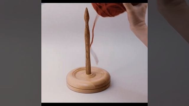 Держатель для пряжи из дерева